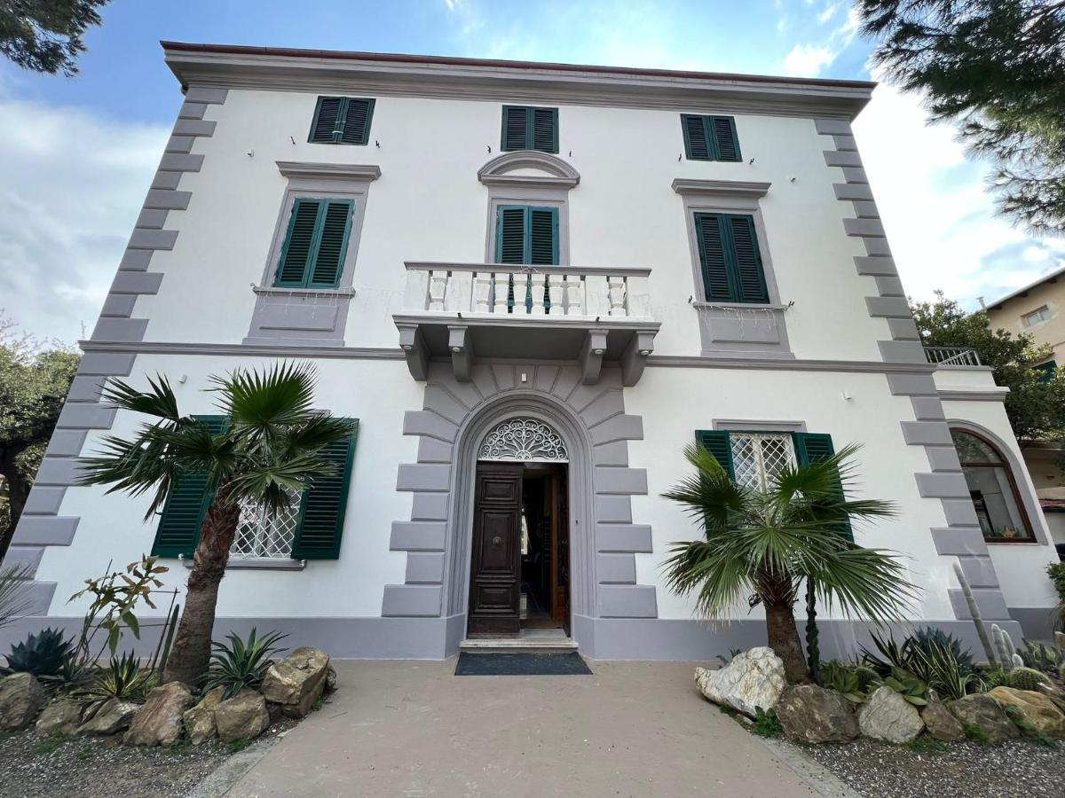 Villa Giulietta Hotel Castiglioncello Extérieur photo