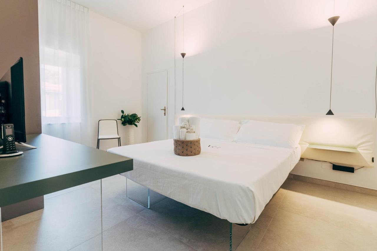 Villa Giulietta Hotel Castiglioncello Extérieur photo