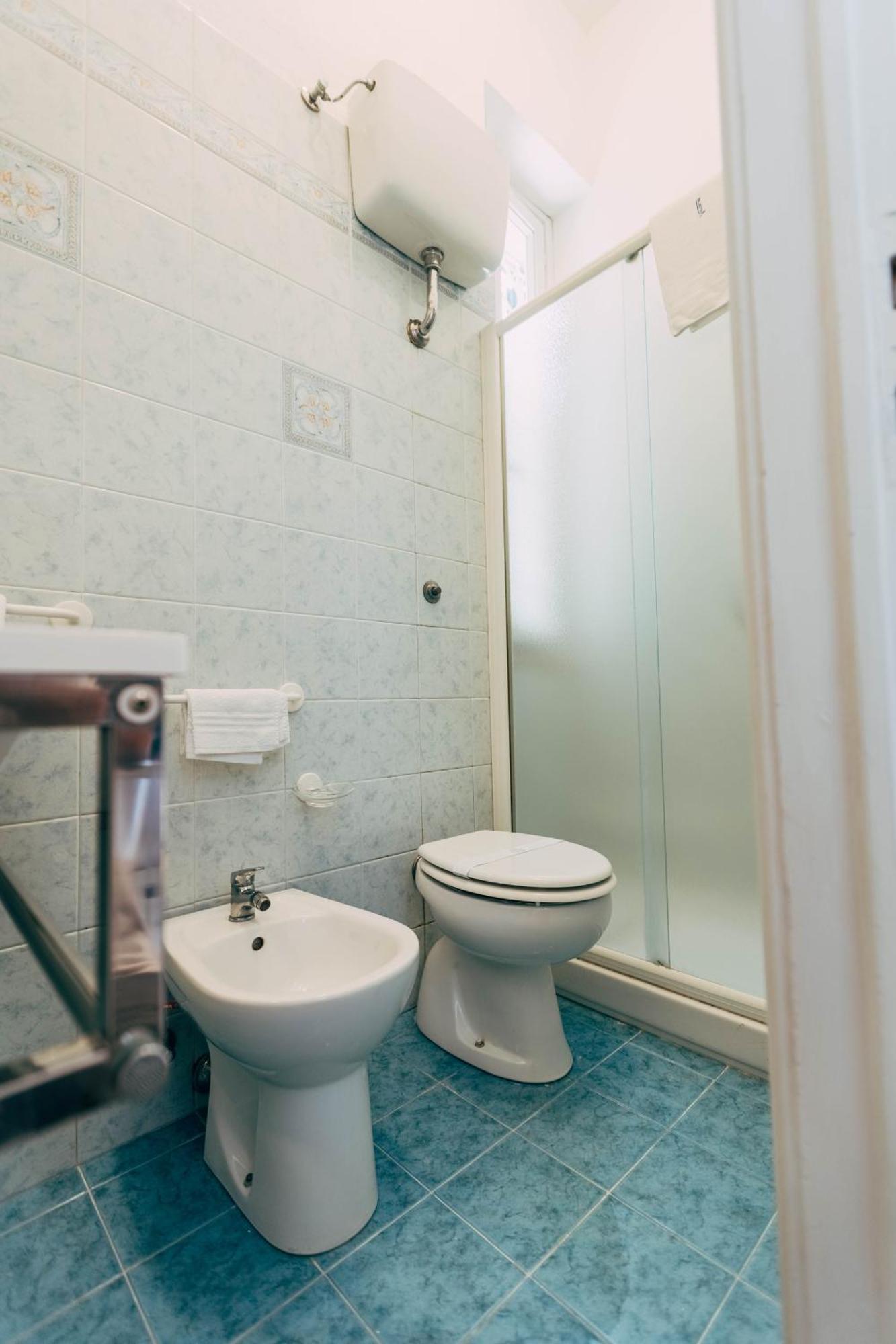 Villa Giulietta Hotel Castiglioncello Extérieur photo