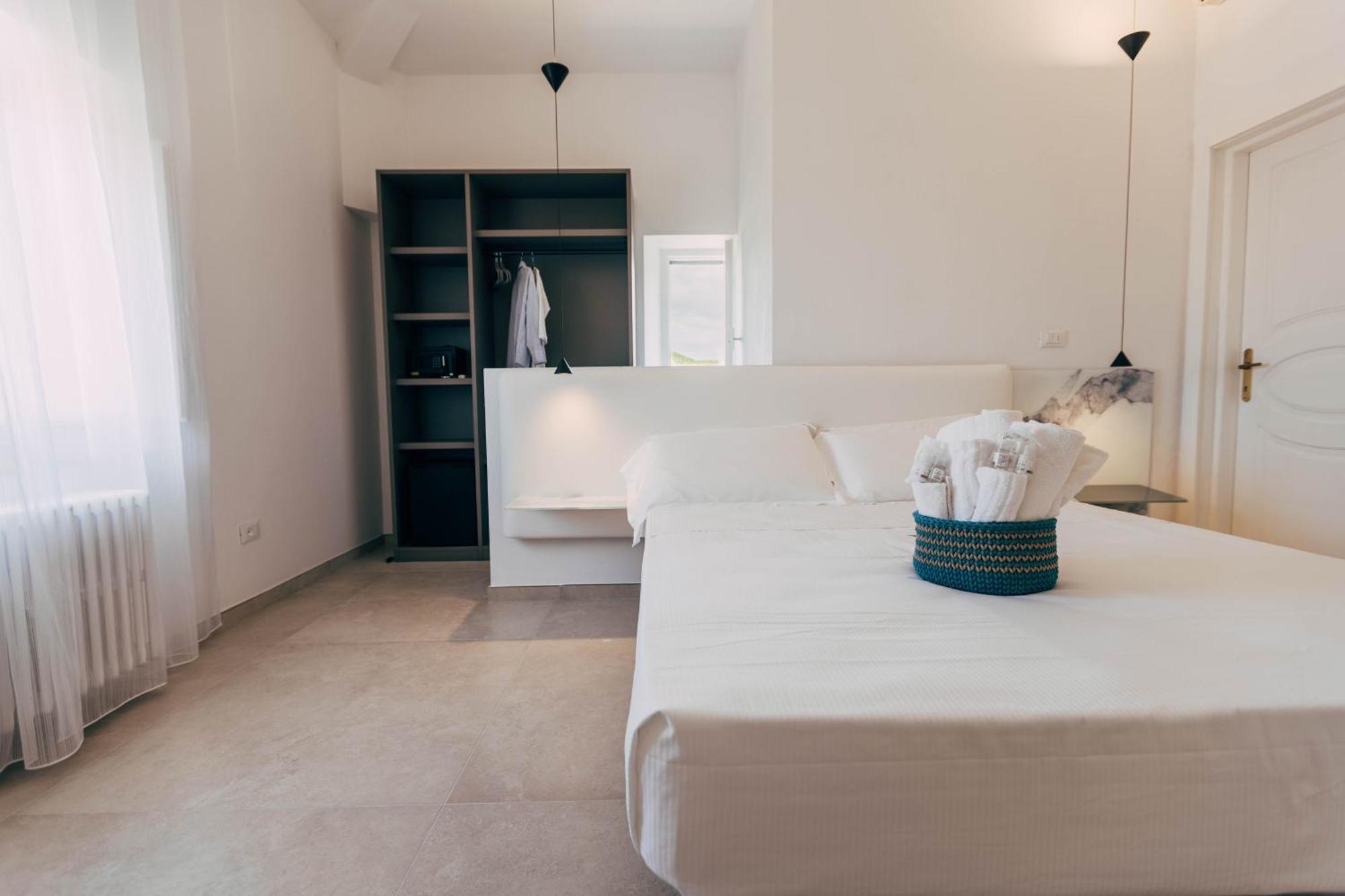 Villa Giulietta Hotel Castiglioncello Extérieur photo